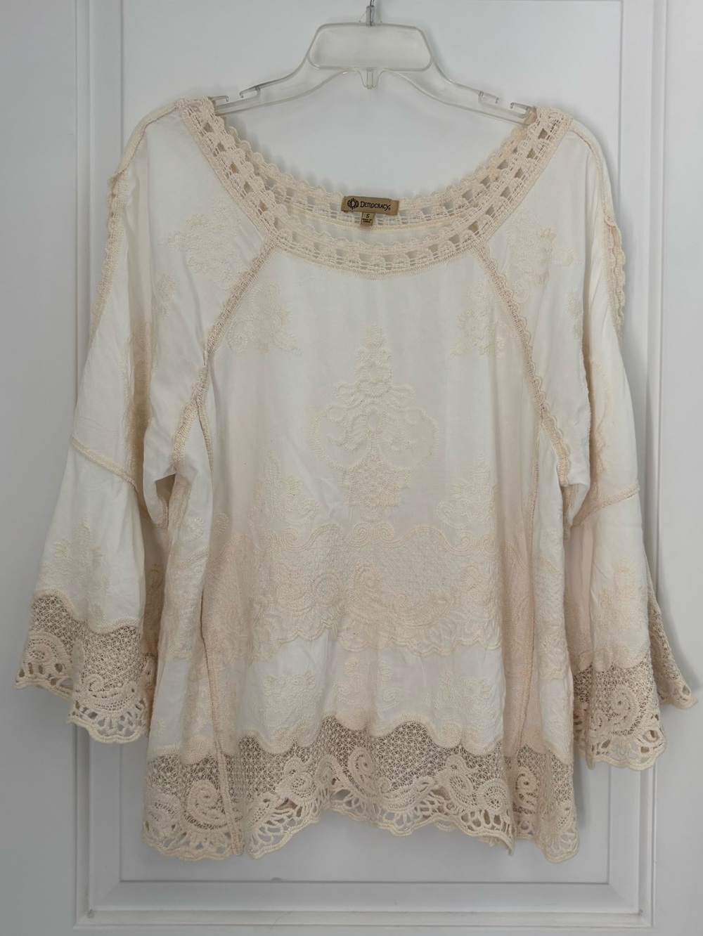 Democracy Boho Hippie Cream Blouse Lace Embroidery Crochet Trim
